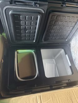 New Electric Cooler/Hielera Eléctrica 