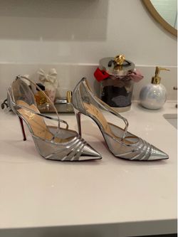 Christian Louboutin Follies Mesh 100 Silver Metallic Pointed Toe Pumps Size 39.5