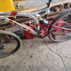 GT Xcr 1500 Bicycle