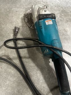 Makita angle grinder