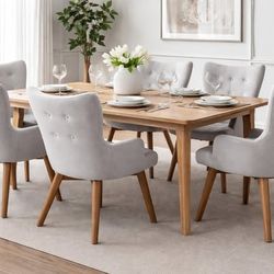Arma Armchair