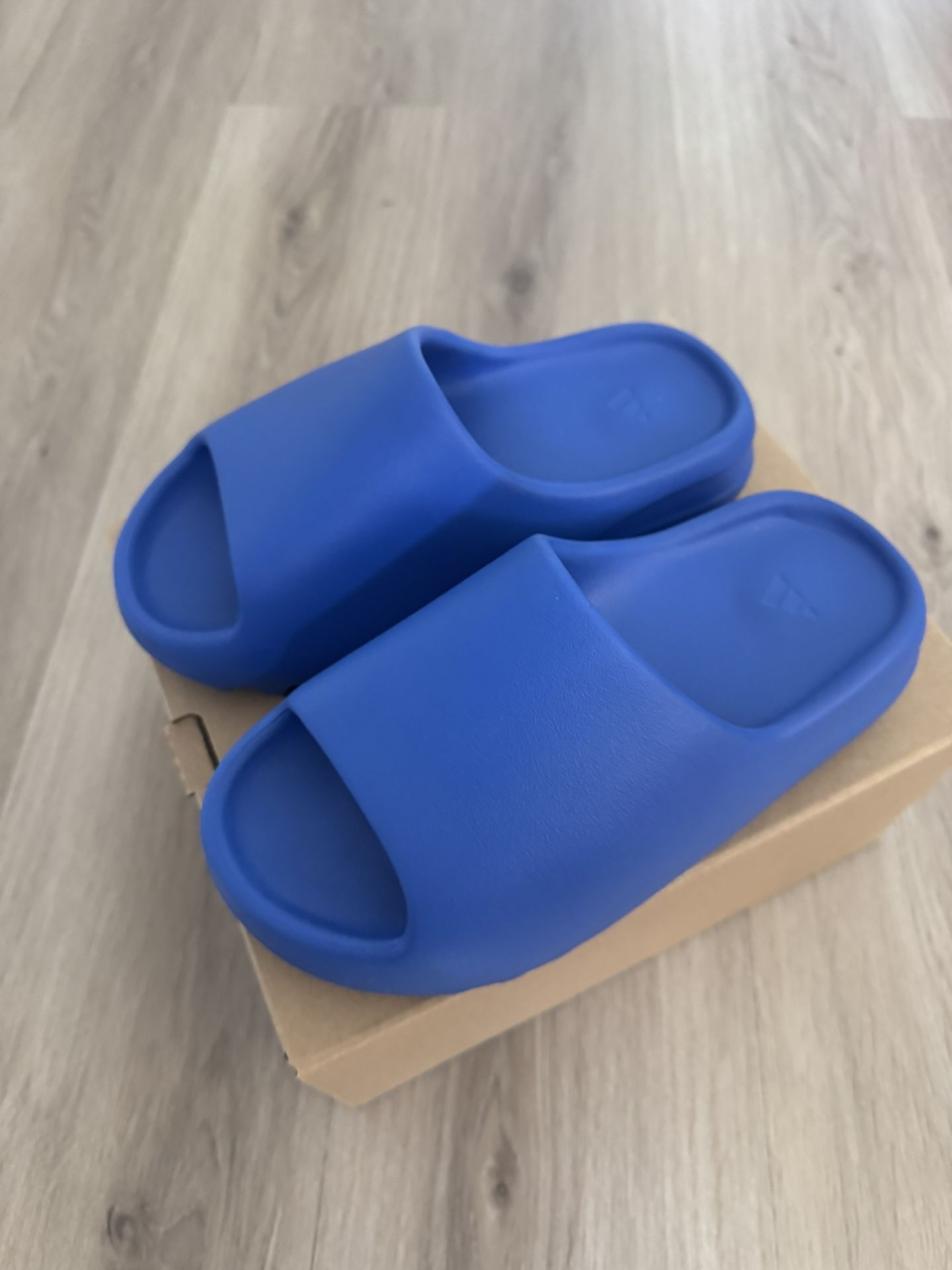 Adidas Yeezy Slide 5 Blue