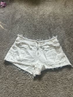 Summer White shorts Large