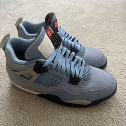 Air Jordan 4 University Blue 