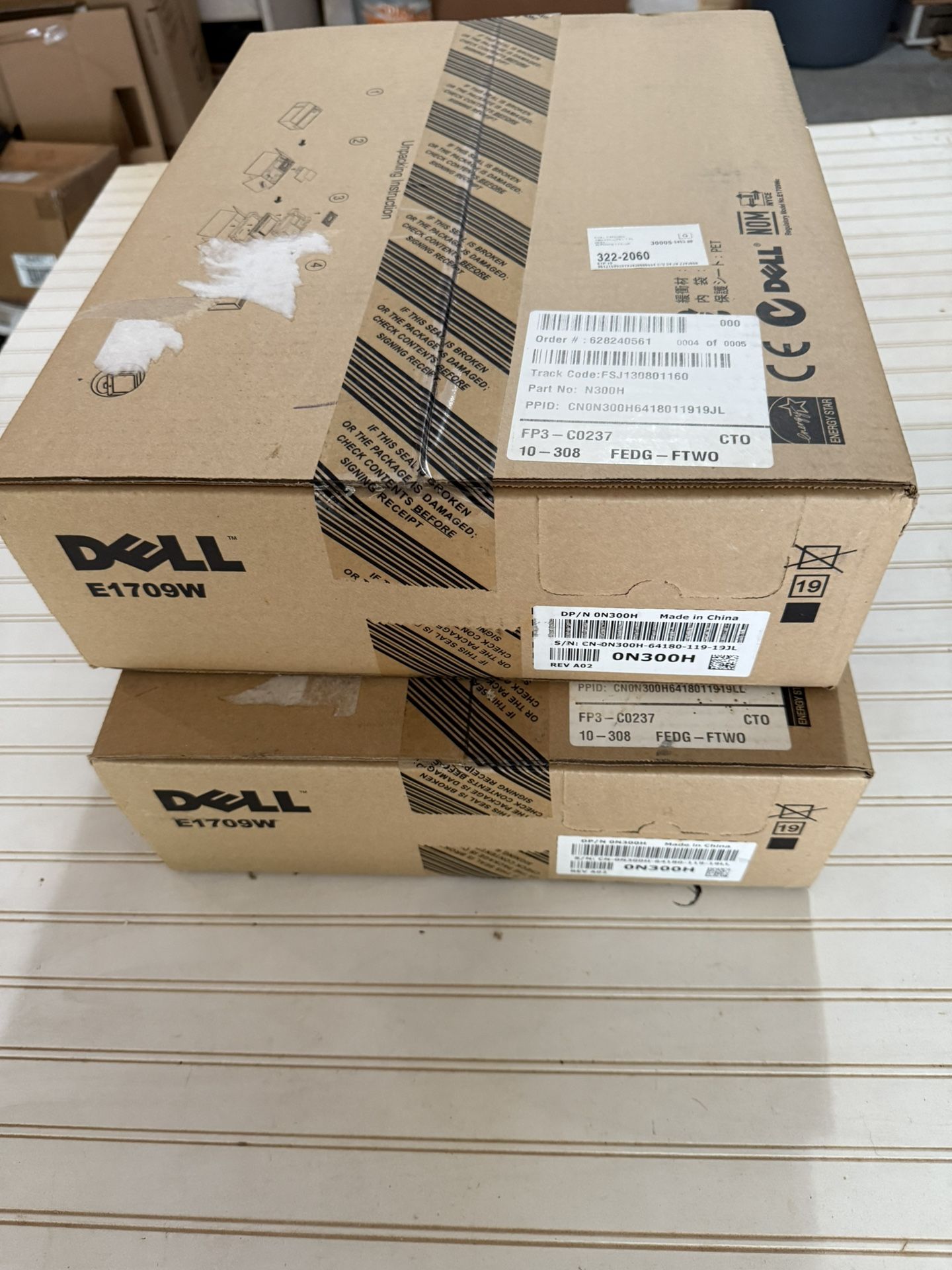 Dell Monitor 19”