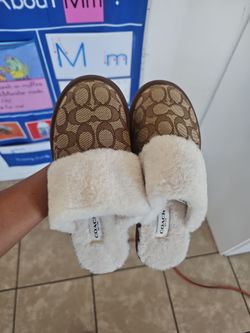 Coach slippers size 6