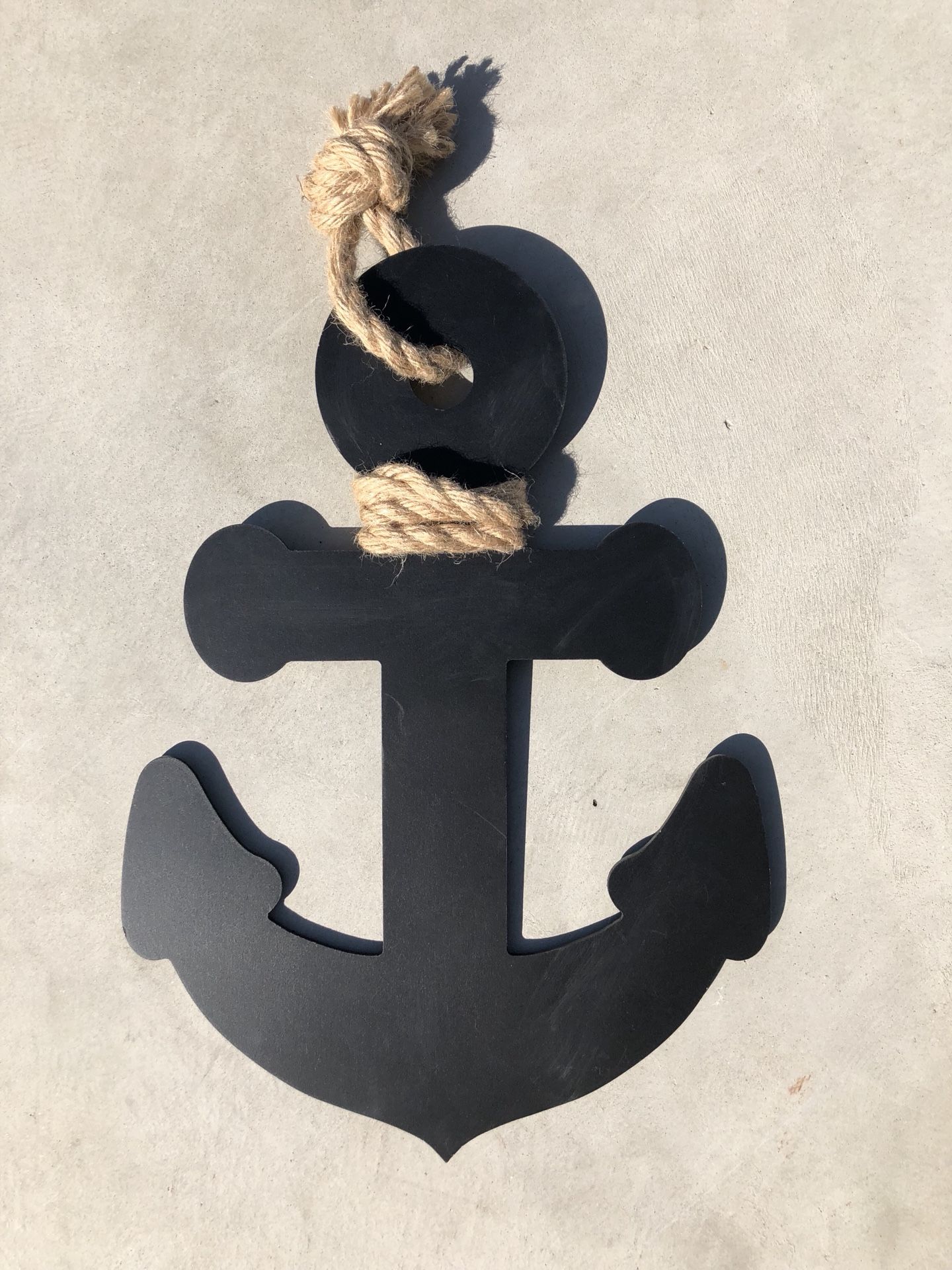 Black chalkboard anchor decor