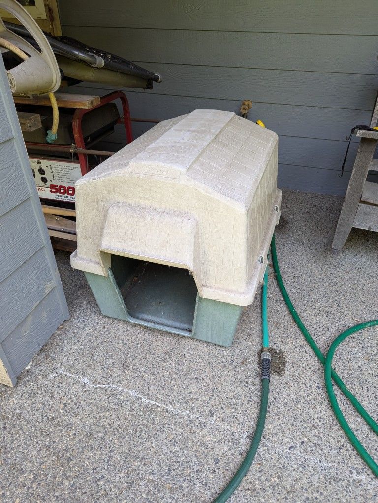 Dog House