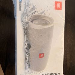 Brand New JBL Charge 4 Speaker