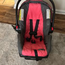 Infant car seat with base 