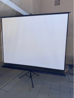 Portable projector screen 100 plus inch