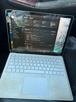 Microsoft surface laptop 2 8gb ram 256gb i5 intel windows 11