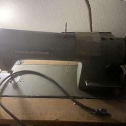 Consew Model 105 Sewing Machine