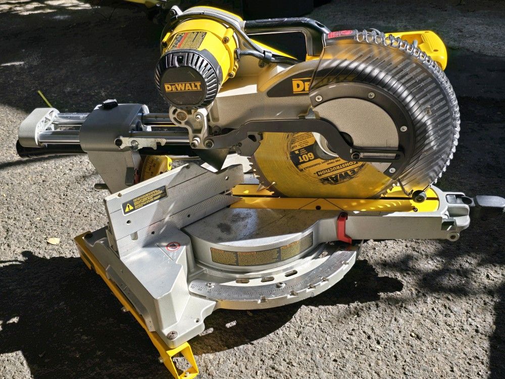dewalt dws780 305mm 12 double bevel slide compound mitre saw With Table Combo