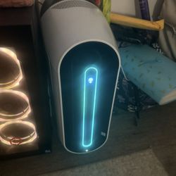 Alienware Aurora R9 PC Gaming Setup