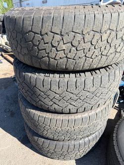 285/65/18 Set of 4 tires