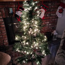 5ft Pre-Lit Christmas Tree