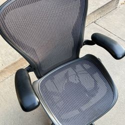 Herman Miller Aeron, Size C