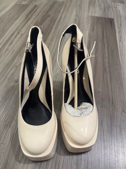 D’Amelio Rayva Patent Leather Platform Heels Cream Size 5.5 New