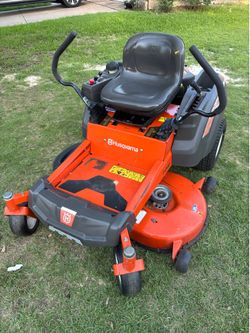 Husqvarna zero turn lawnmower