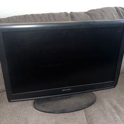 32 Inch TV