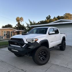 Toyota Tacoma 