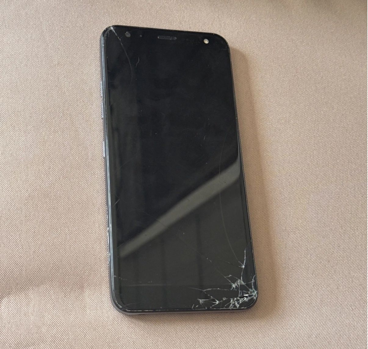 LG K40 Black Smartphone FOR PARTS ONLY