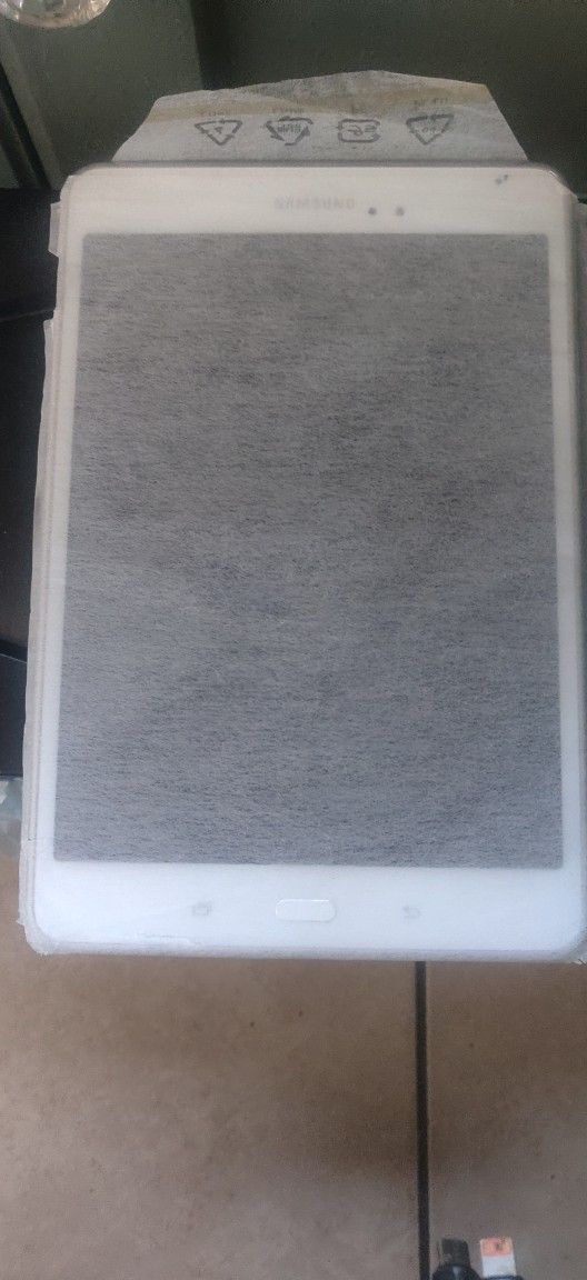 SAMSUNG TABLET