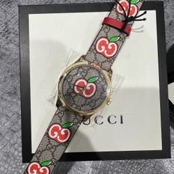 NIB Red Apple Gucci Watch 
