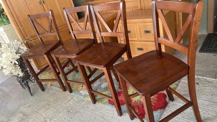 Great tall 4  Dining  chairs