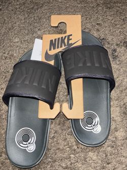 Nike slippers