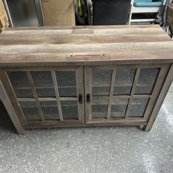 TV Stand/Entertainment Center