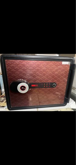 Eagle safe with digital keypad