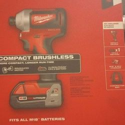 Milwaukee

M18 18V Lithium-Ion Compact Brushless Cordless 1/4 in. Impact Driver Kit W/ (1) 2.0 Ah Battery, Charger & Tool Bag

