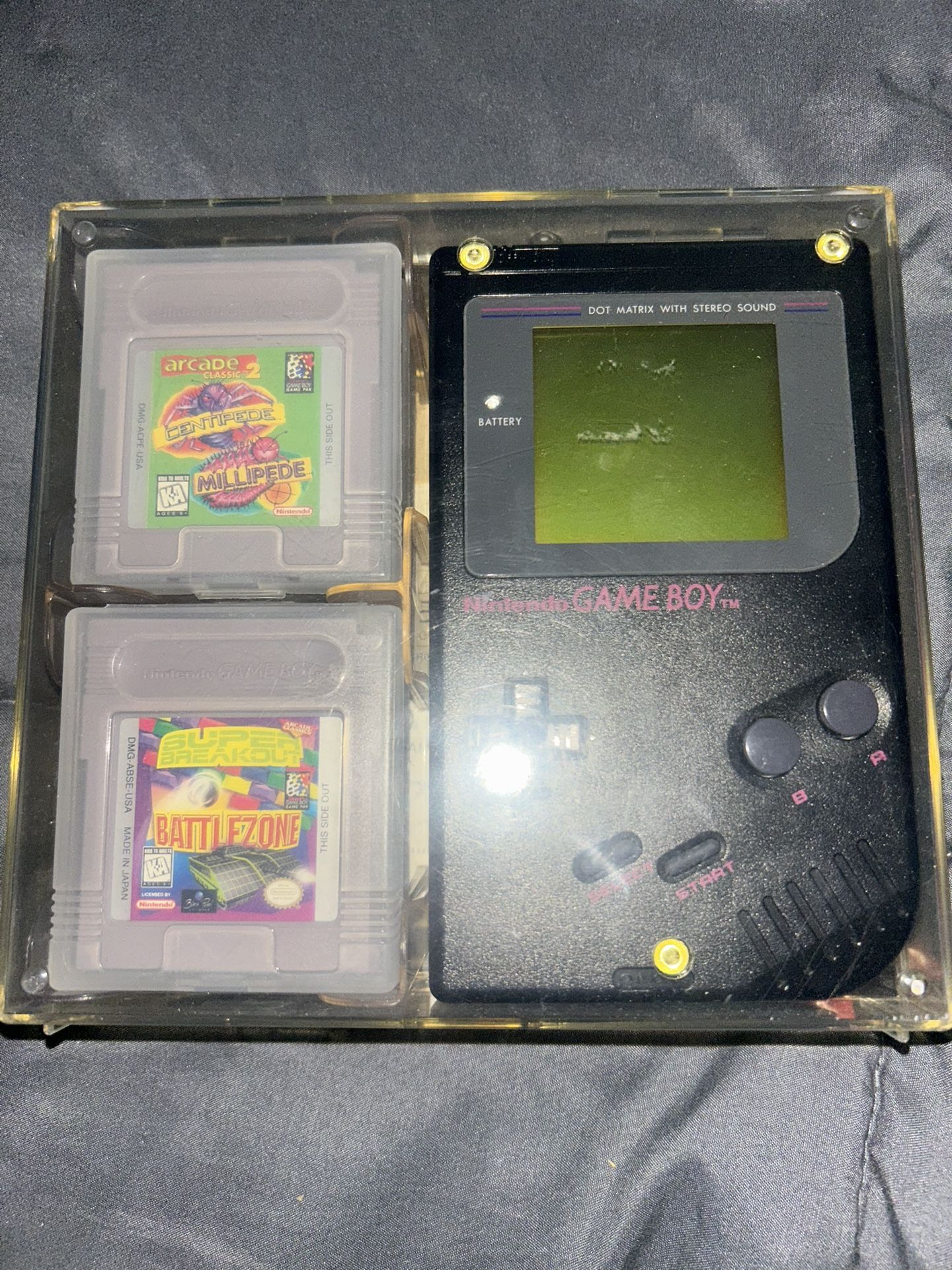 Nintendo Original Gameboy in plastic case