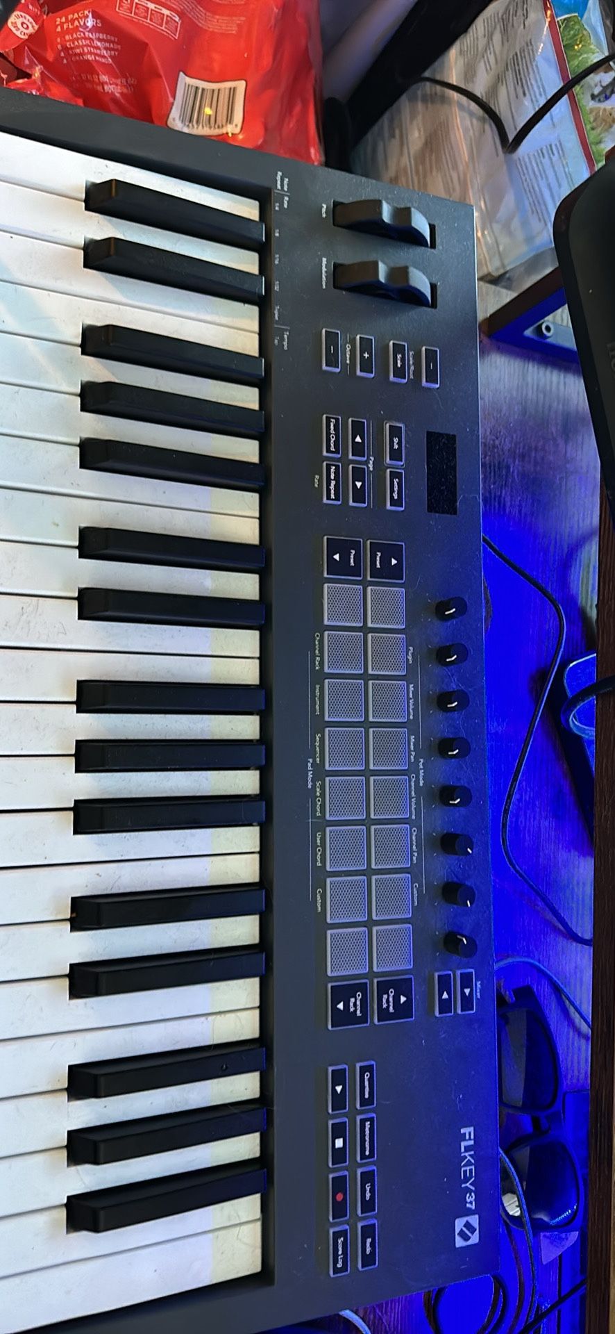 FL Key 37 Midi Keyboard 