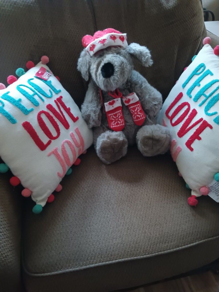 2 Sets Xmas Cushion Plus Teddy Bear