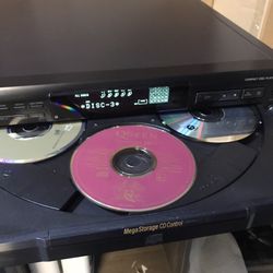 SONY CDP-CE525 5-Disc Cd Player Tested And WORKS