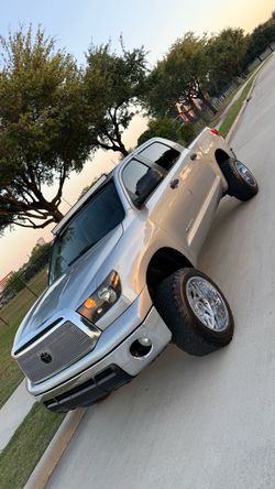 Tundra 2012