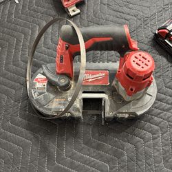 Milwaukee M12 Bandsaw with 2 blades