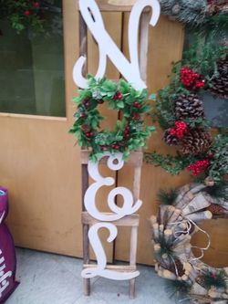 Hand made signs noel