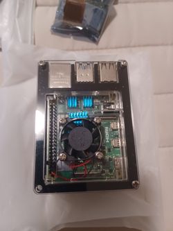 Rasppberry Pi 4B /1G /64GB SD/SSD in Acrylic Case "Complete" starter set