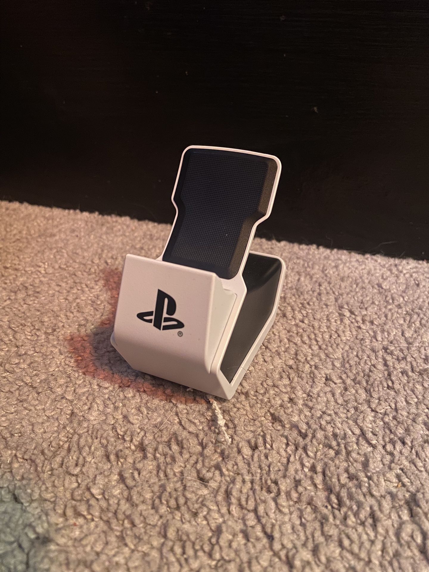 NEVER USED Playstation 5 Charging Dock (USB-C)