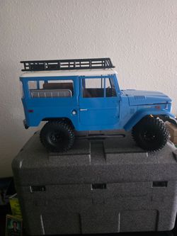 Remote control toyota land cruiser