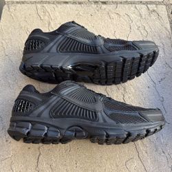 New Nike Zoom Vomero 5 Triple Black Shoes Men’s 14