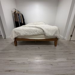 Wooden Bed Frame And Queen Mattress 