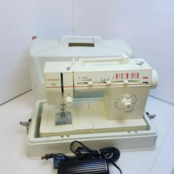 Singer Sewing Machine Model Merritt 4530 with Foot pedal