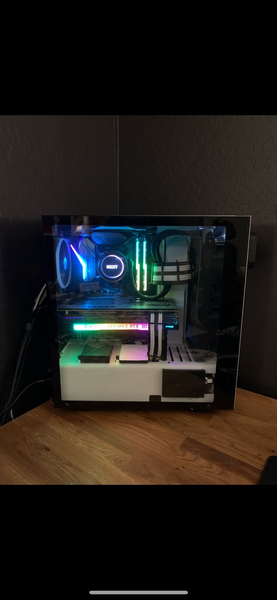 Custom Gaming PC - Liquid Cooled i5-7600k - No GPU - Great Condition