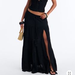 Fashion Nova Skirt 