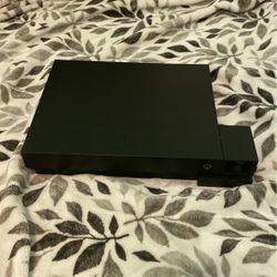 Xbox One X With Battery Charger( 1TB Storage)